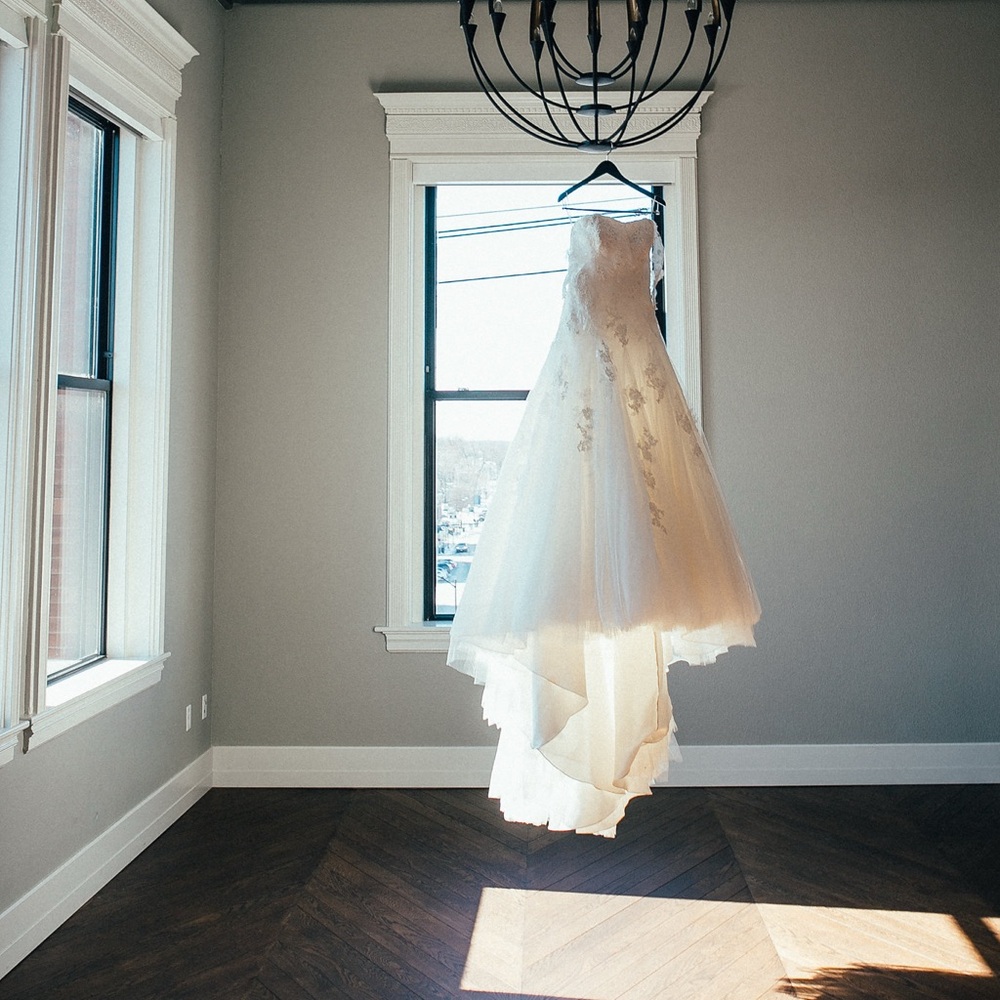 Elegant White Wedding Dress